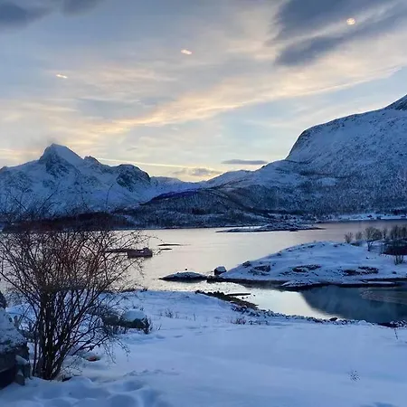 Vakantiehuis Sjarmerende Anneks I Sigerfjord, Vesteralen *