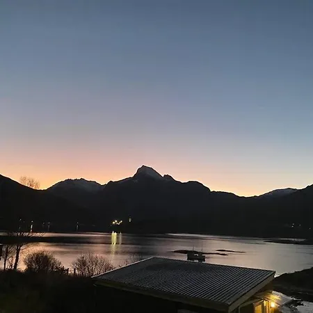 Sjarmerende Anneks I Sigerfjord, Vesteralen Vakantiehuis Sortland